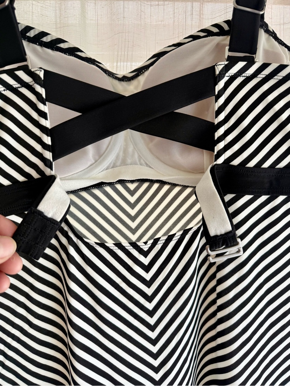 NWT Athleta Stripe Pura Swim Dress Black White Chevron - Picture 9 of 12